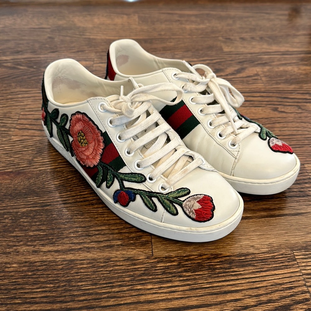 Gucci Ace Sneakers Flower Embroidery